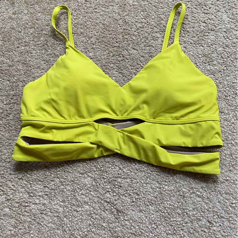 Lululemon Still Now Bra- size 8